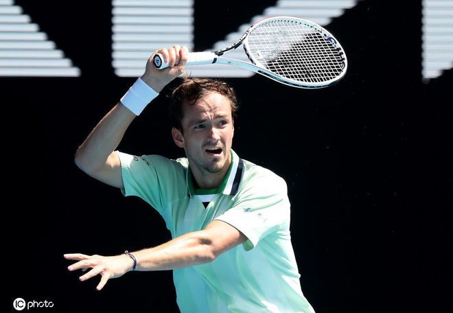 平稳推进的 平稳推进的