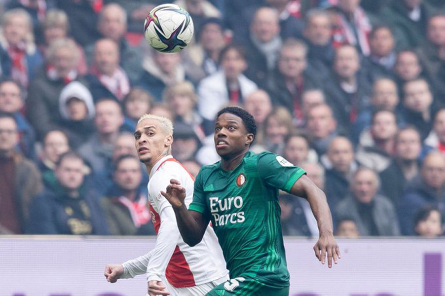 莱切凭借高 莱切凭借高